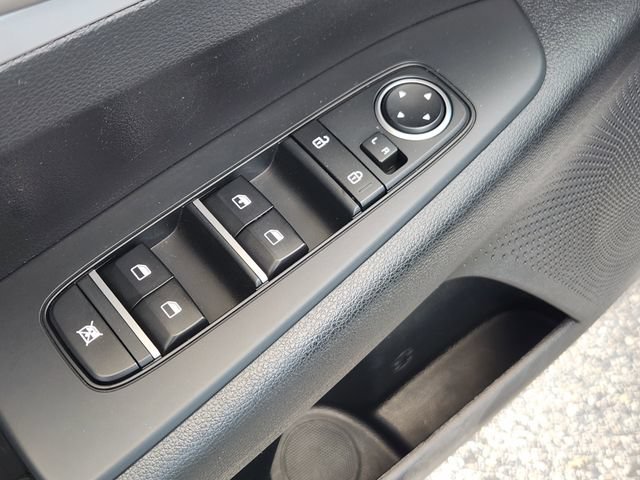 Used 2024 Kia Forte LXS FWD image 19