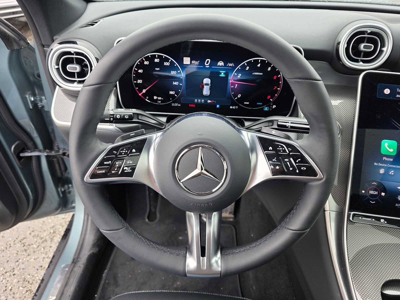 Used 2026 Mercedes-Benz GLC 300 4MATIC image 23