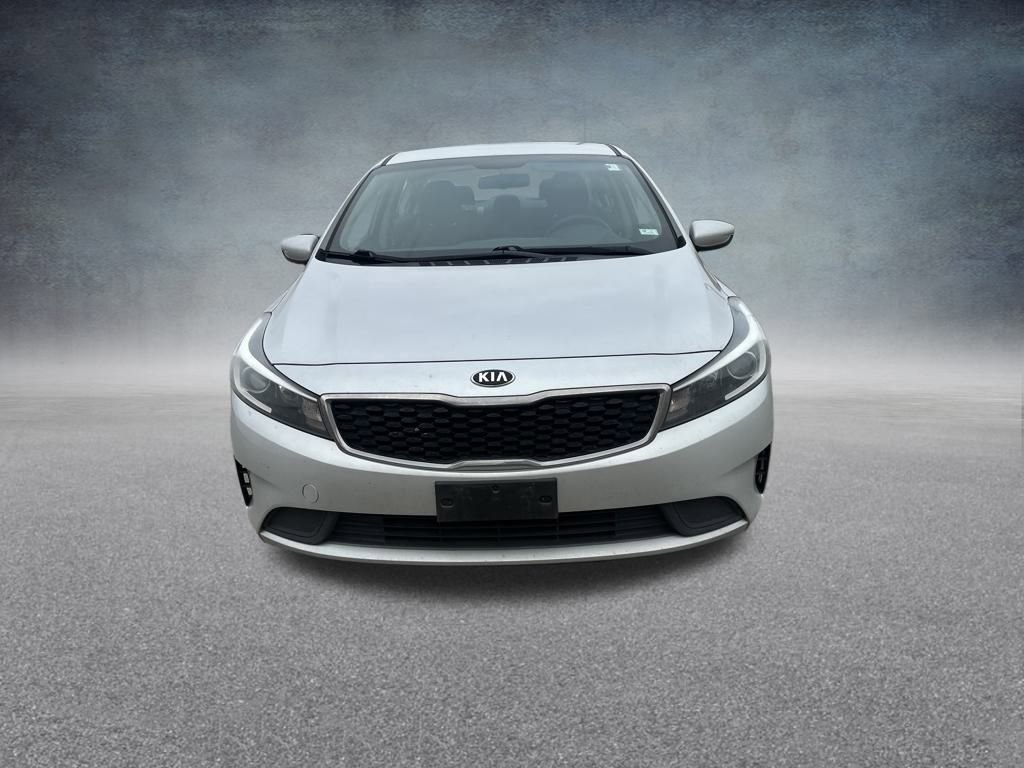 Used 2017 Kia Forte LX image 8