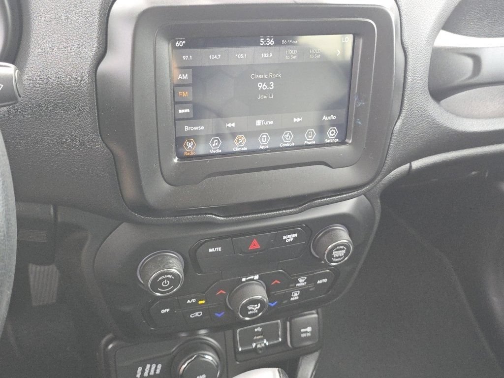Used 2020 Jeep Renegade Limited AWD/4WD image 30