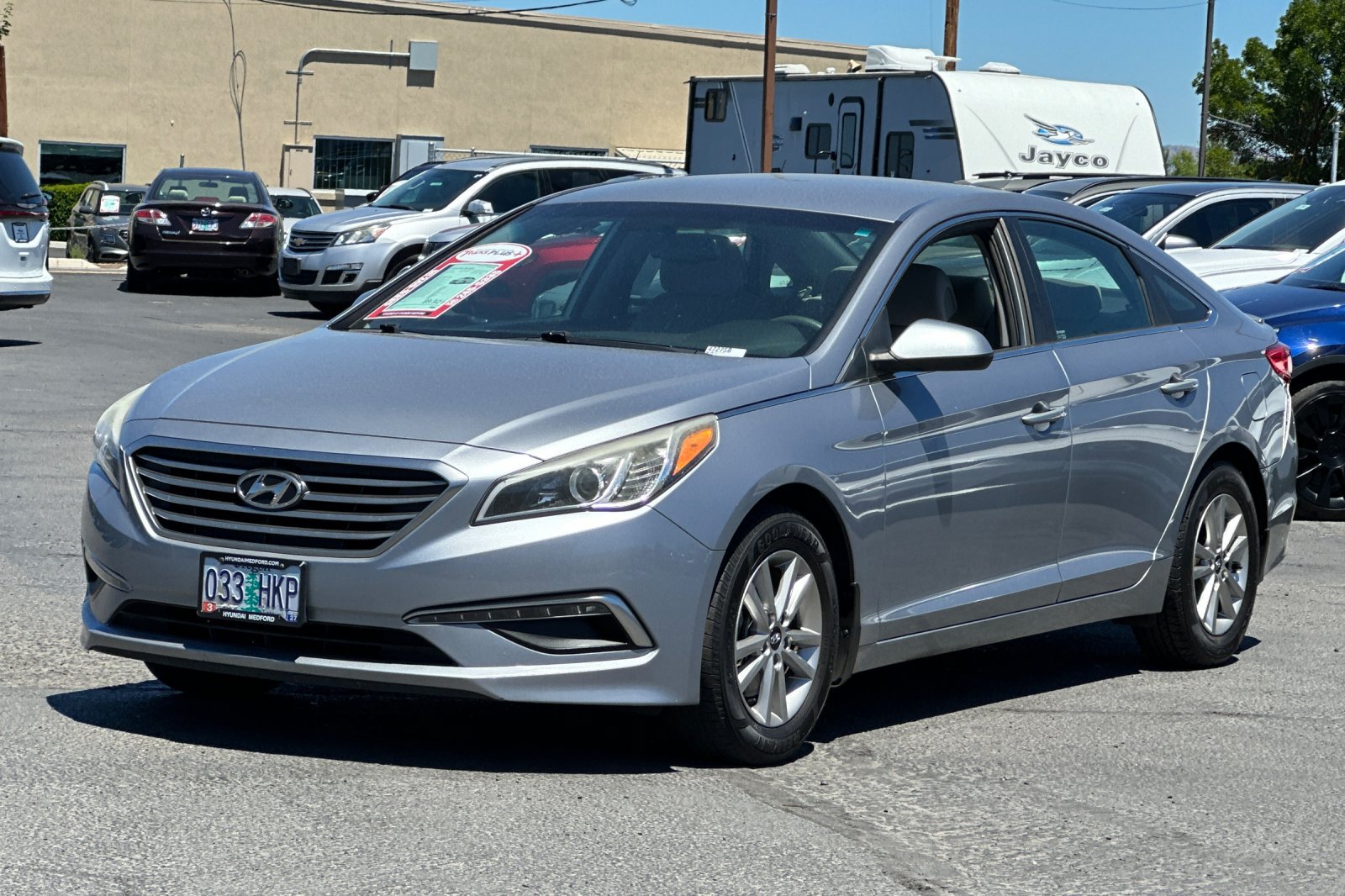 Used 2015 Hyundai Sonata SE w/ Option Group 09 FWD image 8