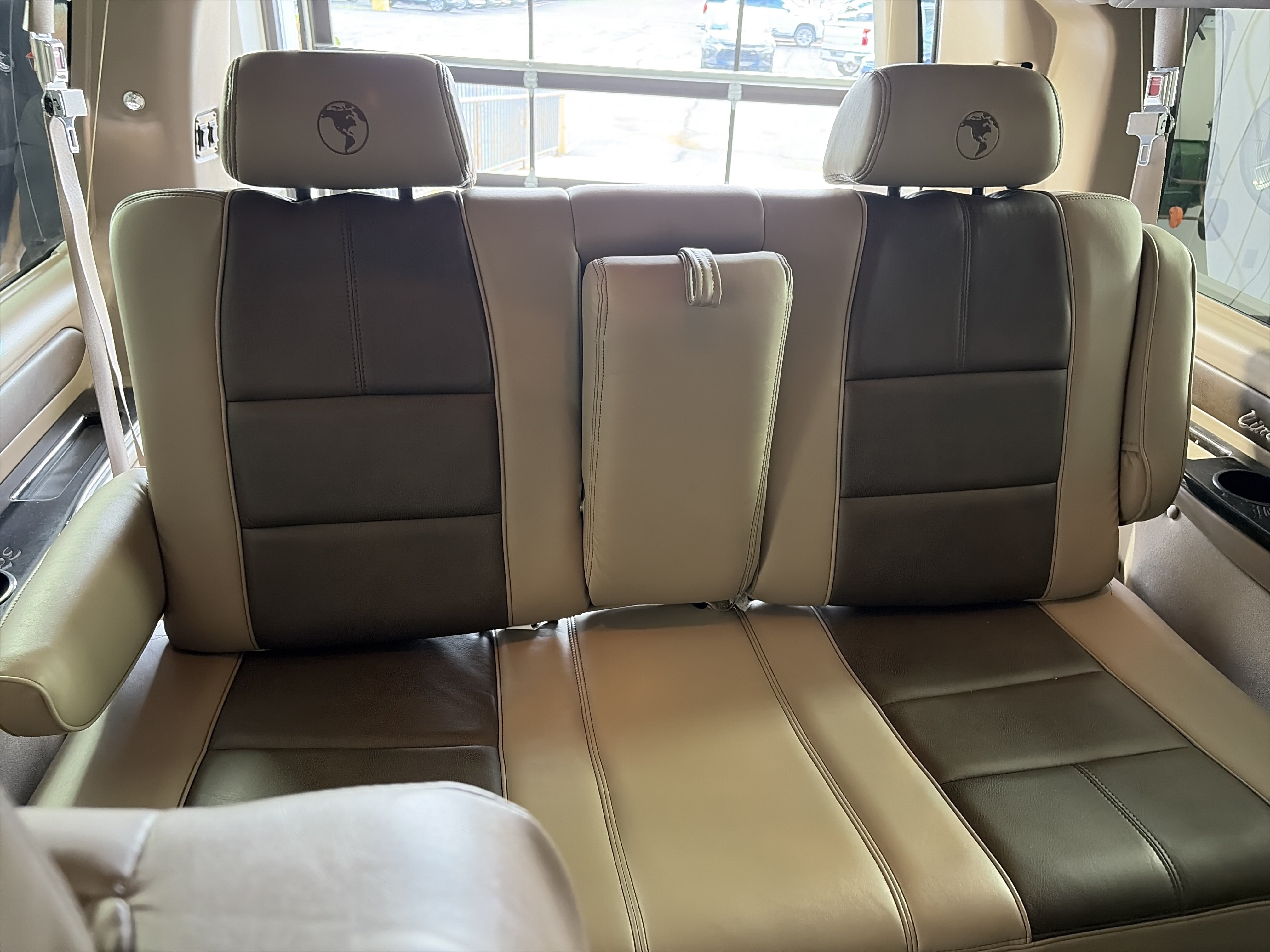 Used 2016 GMC Savana 2500 RWD image 7