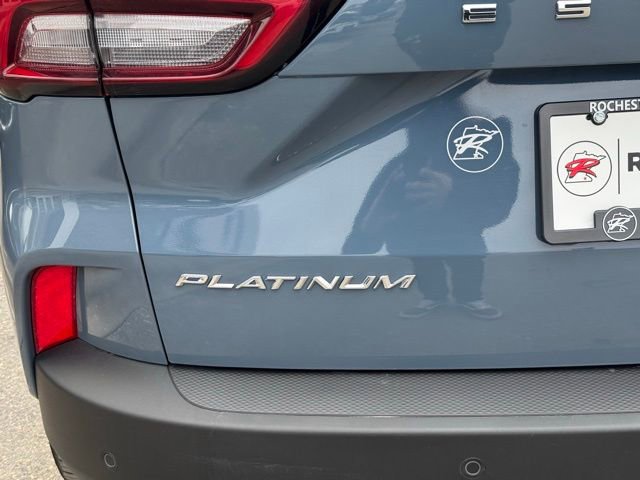 Certified 2025 Ford Escape Platinum AWD/4WD image 39