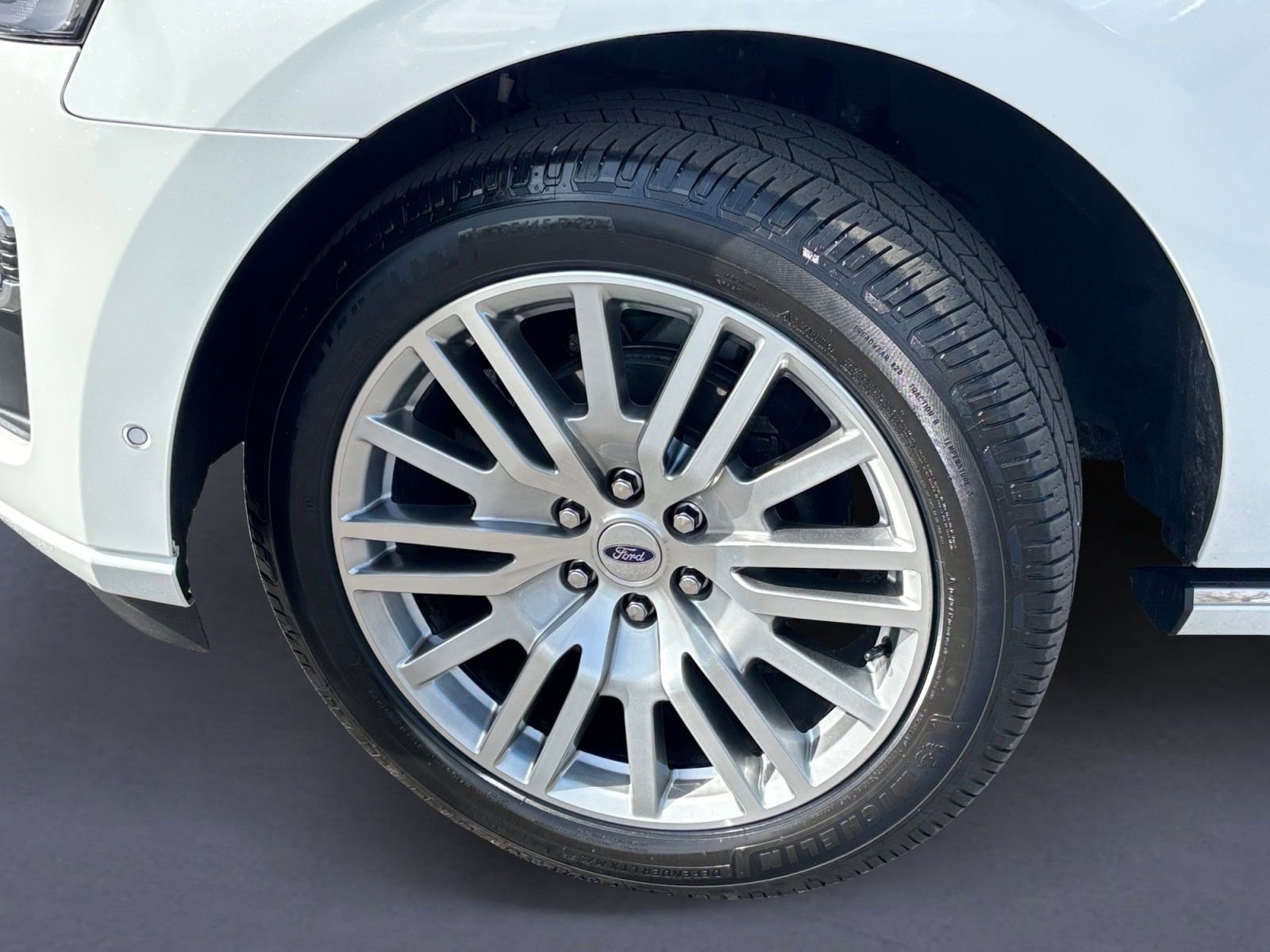 Used 2024 Ford Expedition Max Platinum image 15