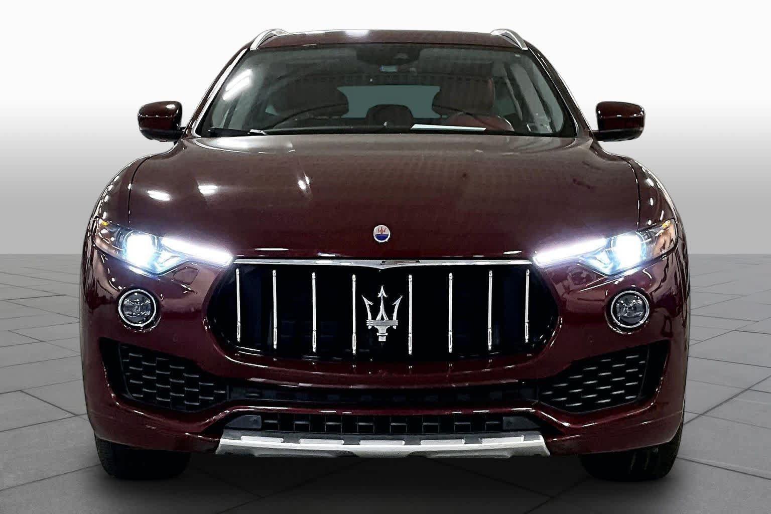 Used 2017 Maserati Levante S AWD/4WD image 4