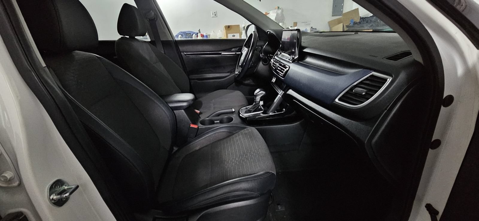 Used 2022 Kia Seltos S FWD image 15