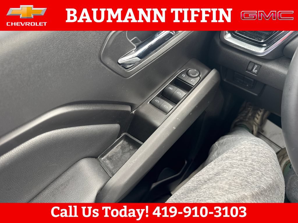 Used 2025 GMC Canyon Elevation w/ Convenience Package RWD image 9