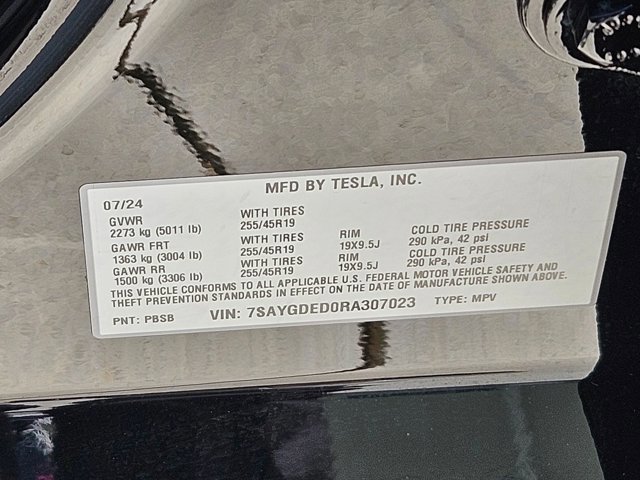 Used 2024 Tesla Model Y Long Range RWD image 25