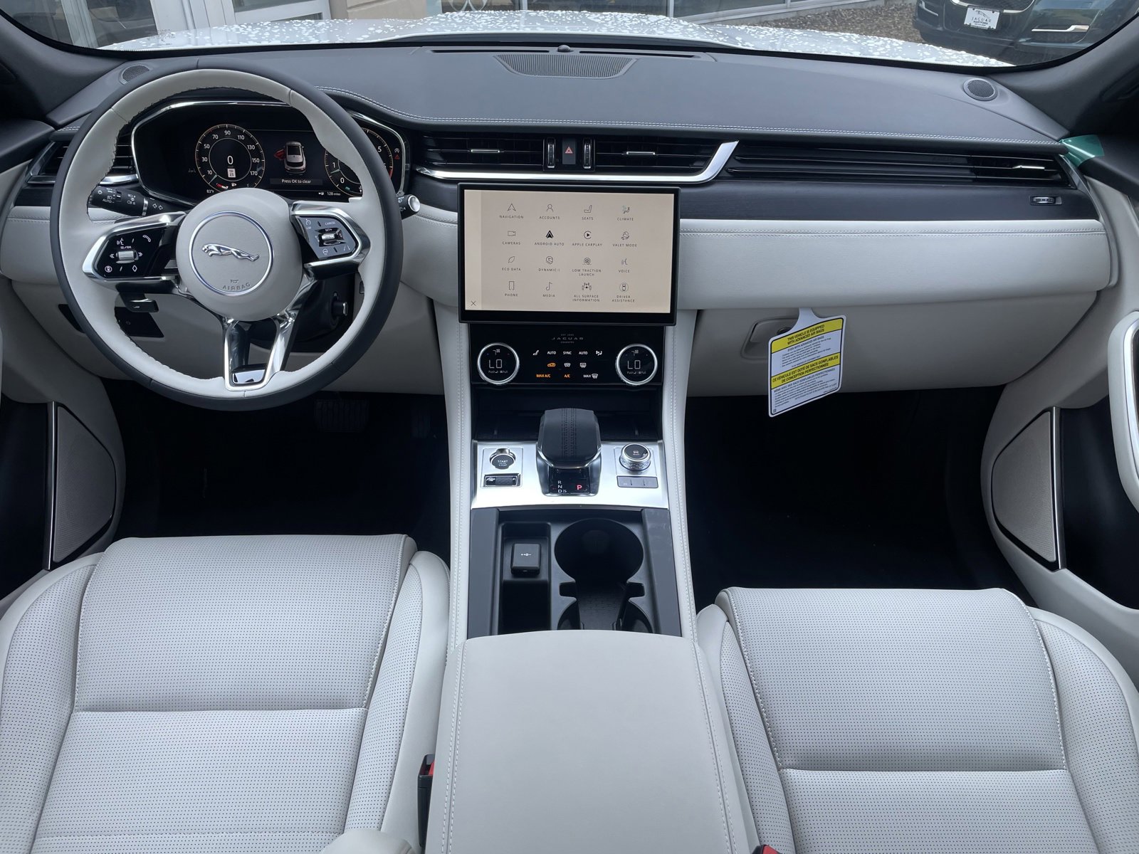 New 2025 Jaguar F-PACE R-Dynamic S image 2