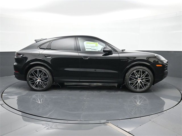 New 2026 Porsche Cayenne E-Hybrid Coupe image 23