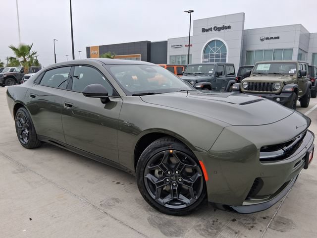 New 2026 Dodge Charger R/T w/ Driver Convenience Group