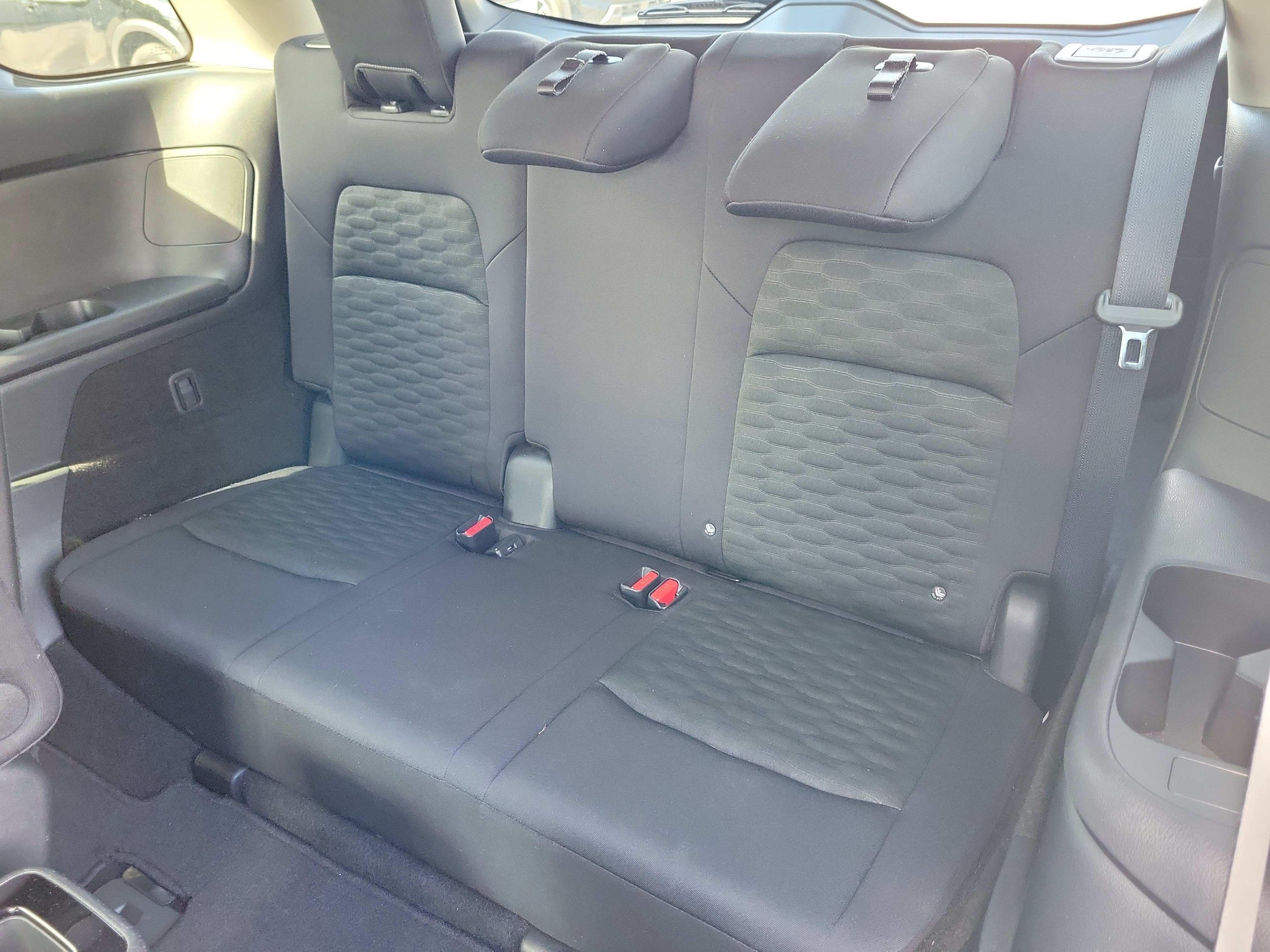 Certified 2024 Nissan Pathfinder SV w/ SV Premium Package FWD image 16