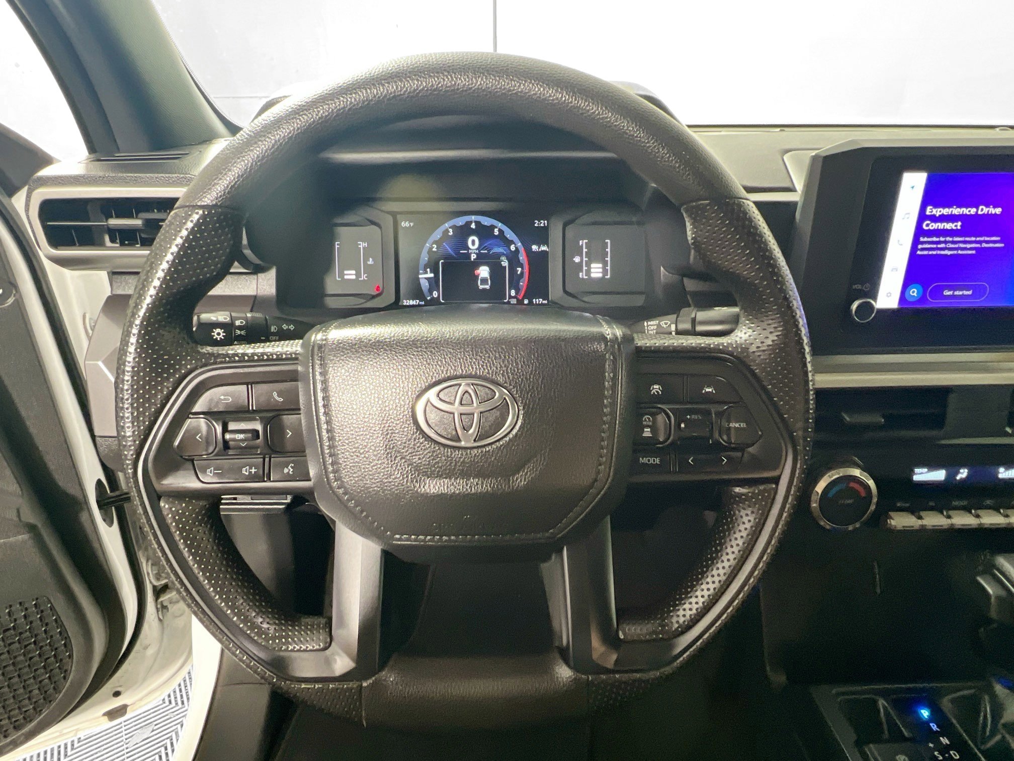 Used 2024 Toyota Tacoma SR5 image 17