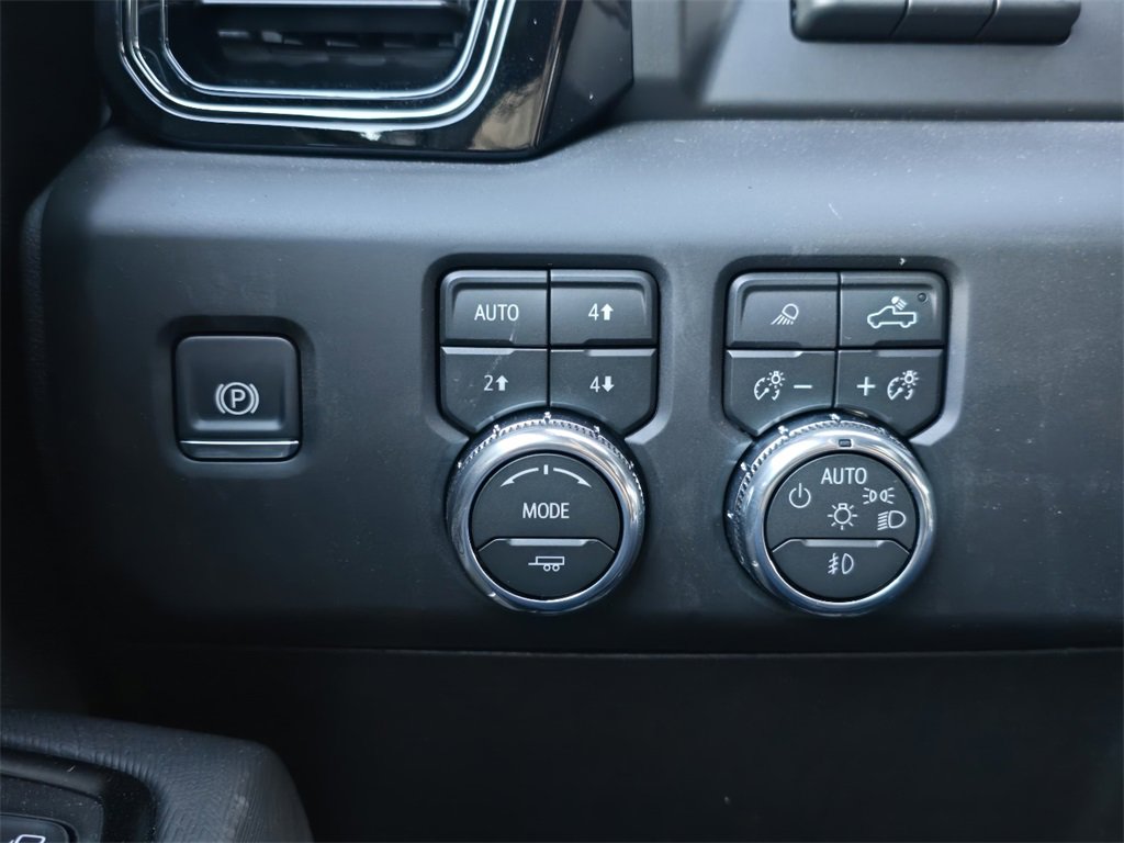 New 2026 GMC Sierra 2500 AT4X image 17