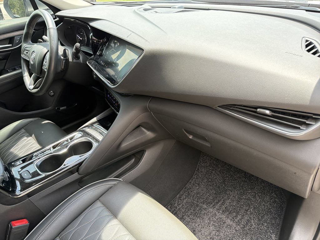 Certified 2022 Buick Envision Avenir w/ Technology Package II FWD image 11