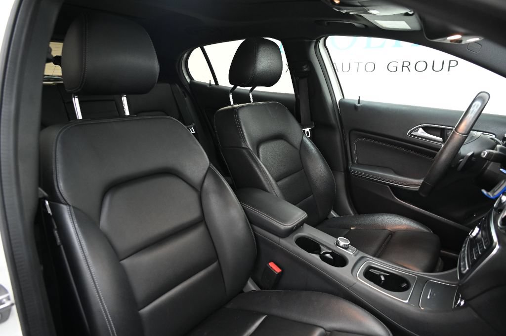 Used 2019 Mercedes-Benz GLA 250 4MATIC image 22