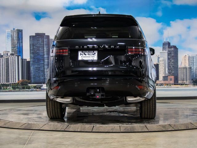 Used 2026 Land Rover Discovery Dynamic SE image 11