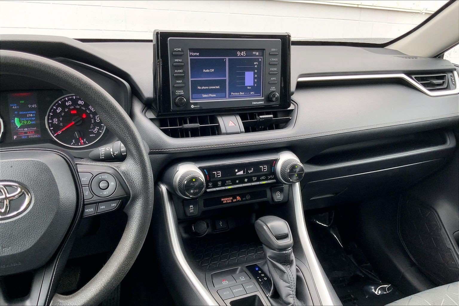 Used 2021 Toyota RAV4 XLE FWD image 7