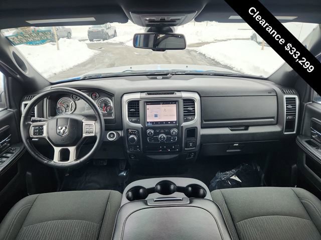 Used 2024 RAM 1500 Classic Warlock w/ Electronics Group AWD/4WD image 32