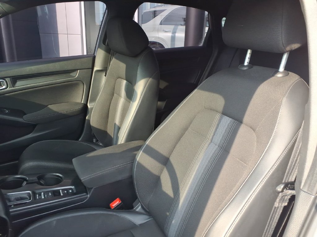 Used 2022 Honda Civic Sport image 13