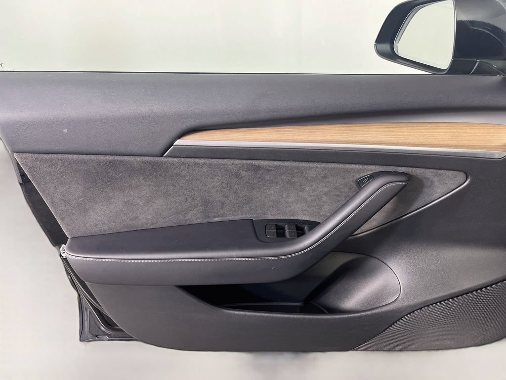Used 2023 Tesla Model 3 Standard Range RWD image 23