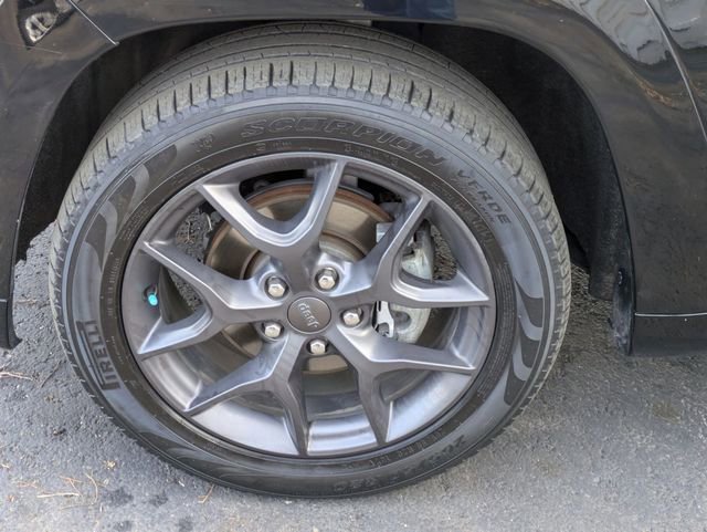 Used 2019 Jeep Grand Cherokee Limited X image 34