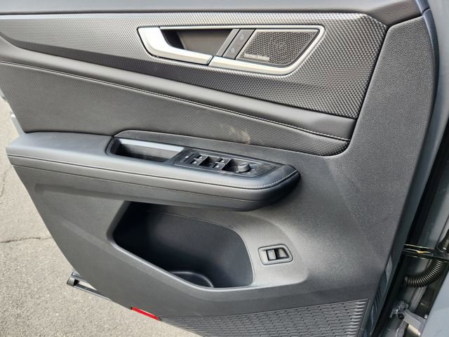 New 2026 Volkswagen Atlas Cross Sport SEL Premium R-Line image 22