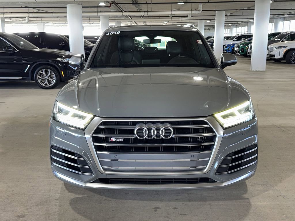 Used 2019 Audi SQ5 Premium Plus w/ Premium Plus Package image 3