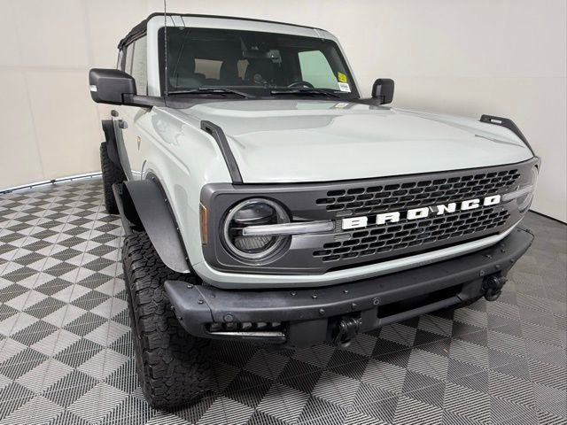 Used 2021 Ford Bronco Badlands image 9