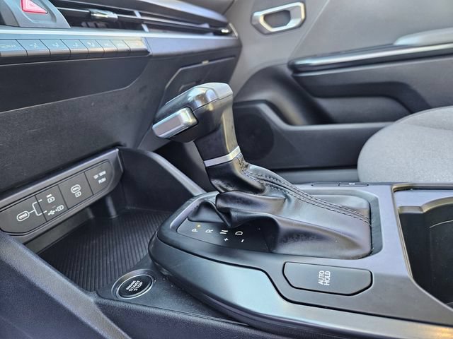 Used 2025 Kia K4 FWD image 28
