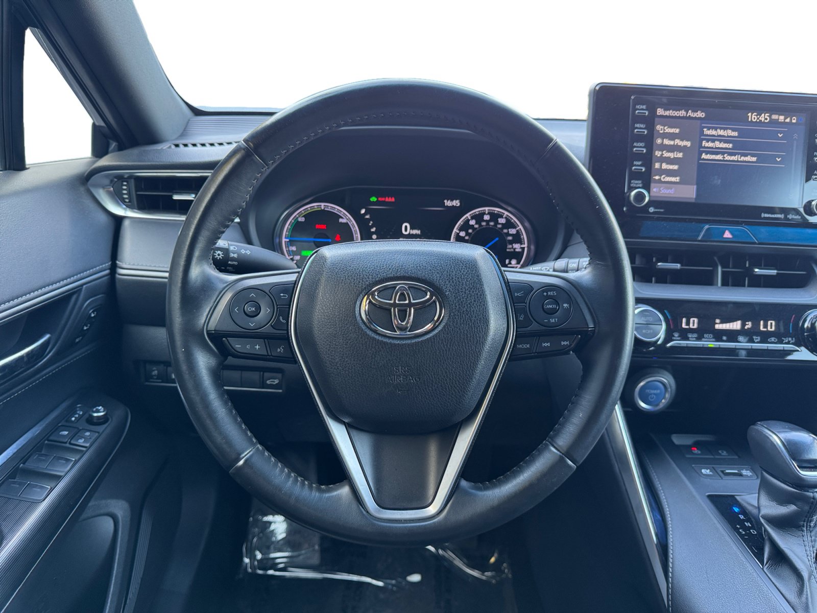 Used 2022 Toyota Venza XLE AWD/4WD image 12
