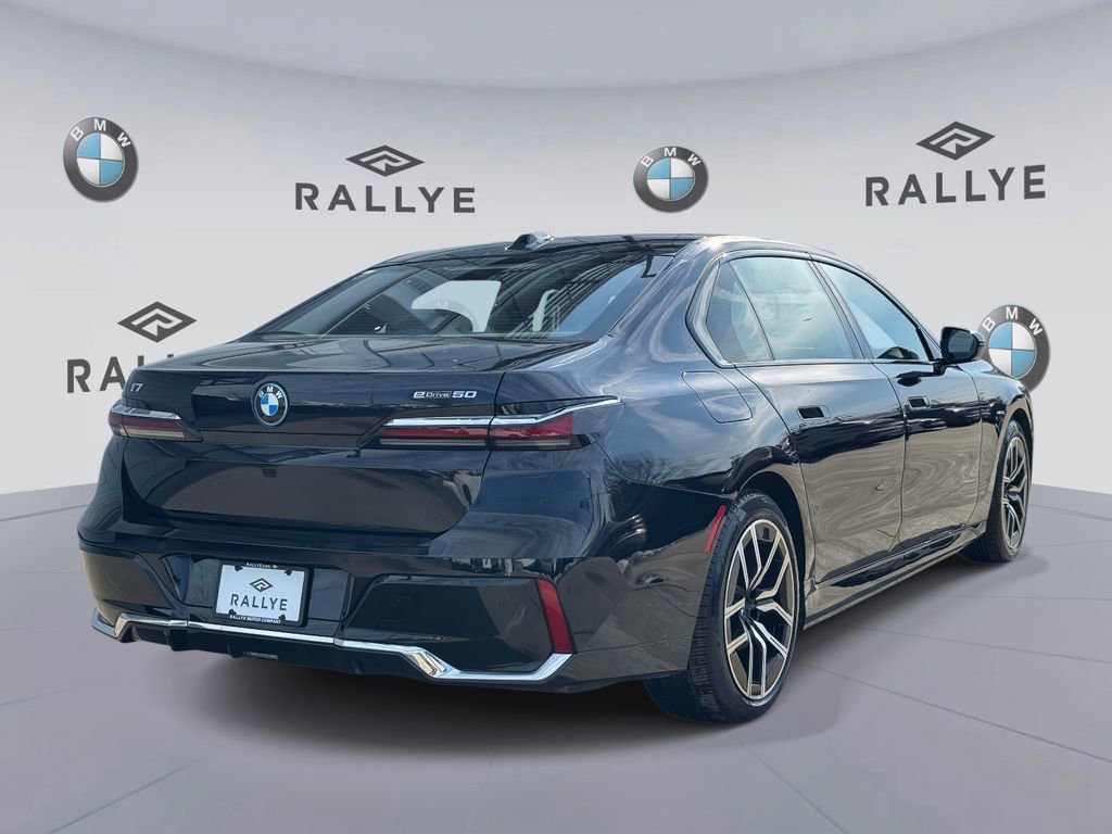Certified 2024 BMW i7 eDrive50 w/ M Sport Package image 4