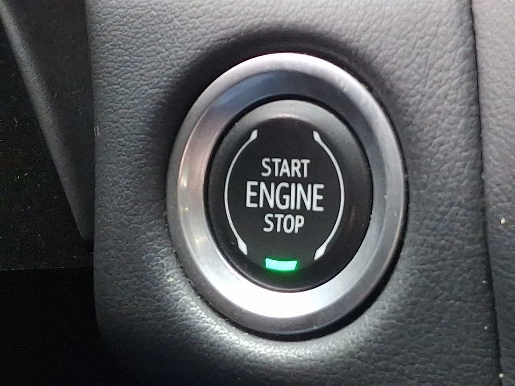 Used 2021 Chevrolet Tahoe LT w/ LT Signature Package image 26