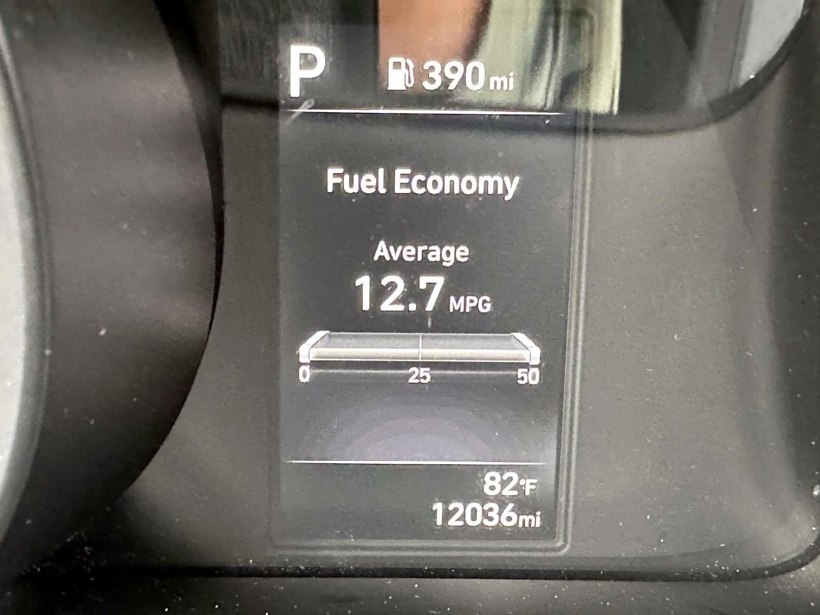 Used 2023 Hyundai Elantra SEL w/ Cargo Package FWD image 30
