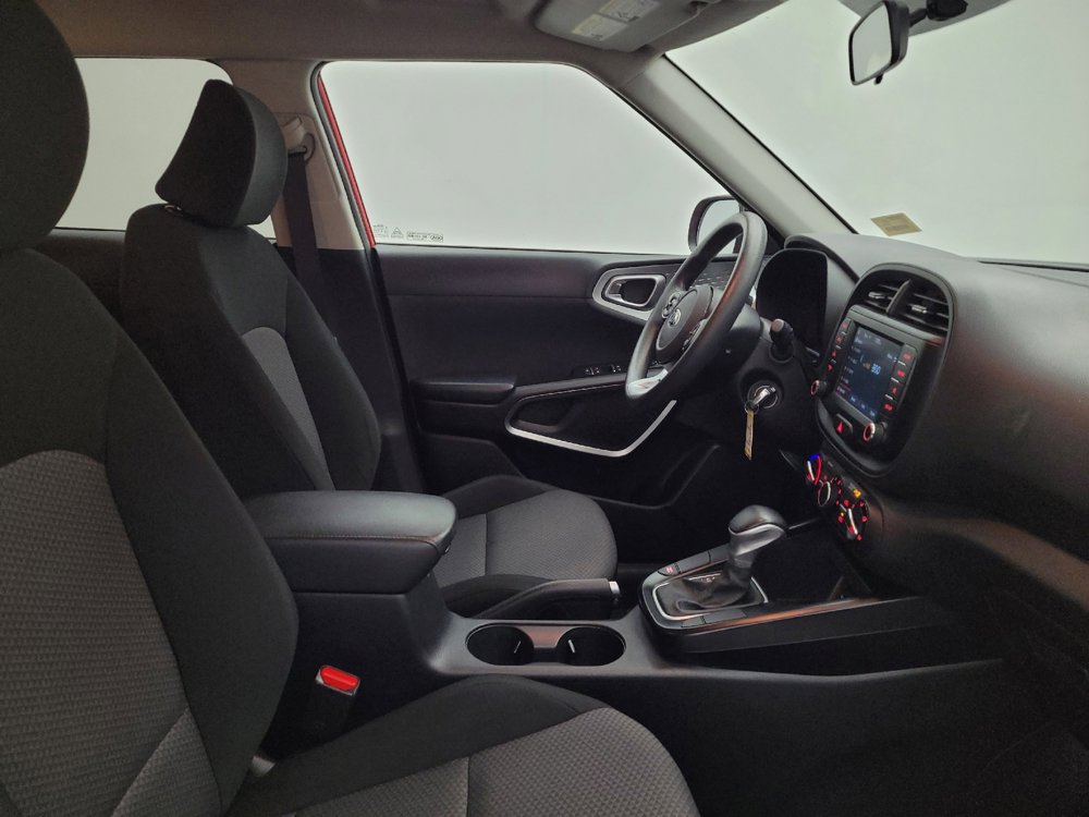 Used 2020 Kia Soul LX image 21