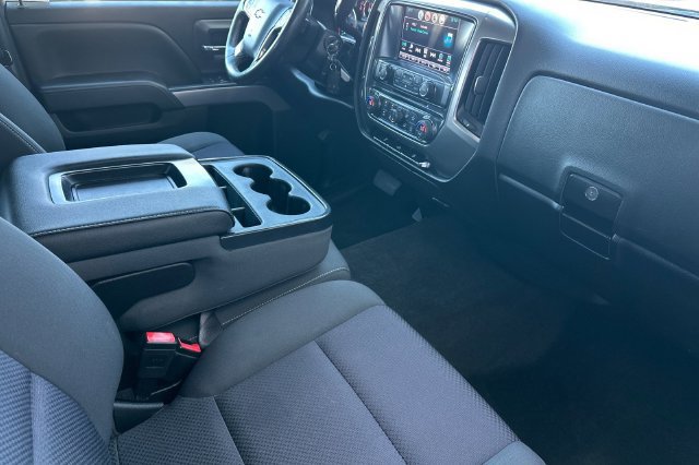 Used 2017 Chevrolet Silverado 1500 LT w/ All Star Edition AWD/4WD image 17