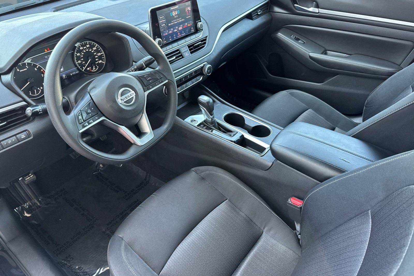 Used 2022 Nissan Altima 2.5 SV FWD image 4