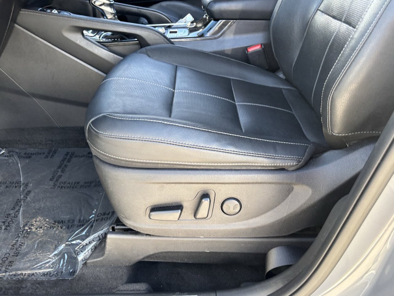 Used 2022 Kia Telluride EX w/ EX Premium Package FWD image 19