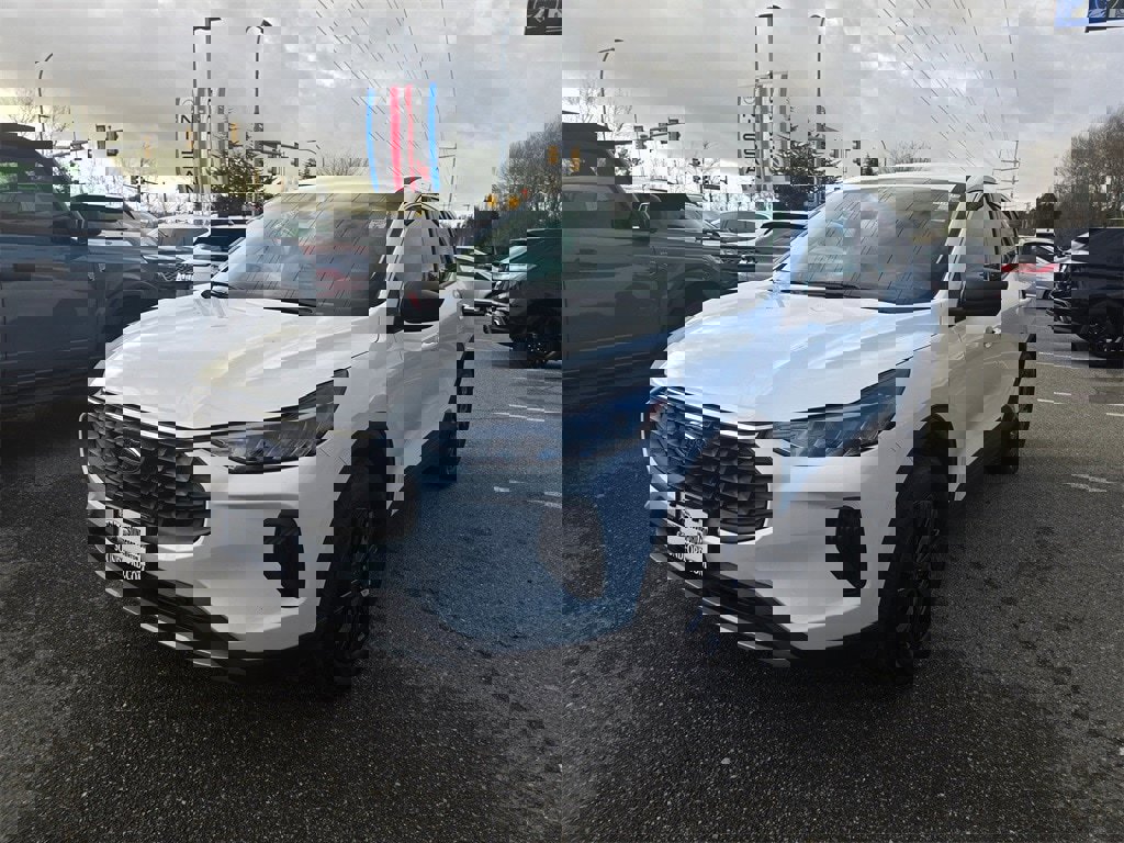 Used 2024 Ford Escape Active