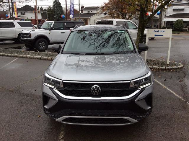 Used 2024 Volkswagen Taos S image 5