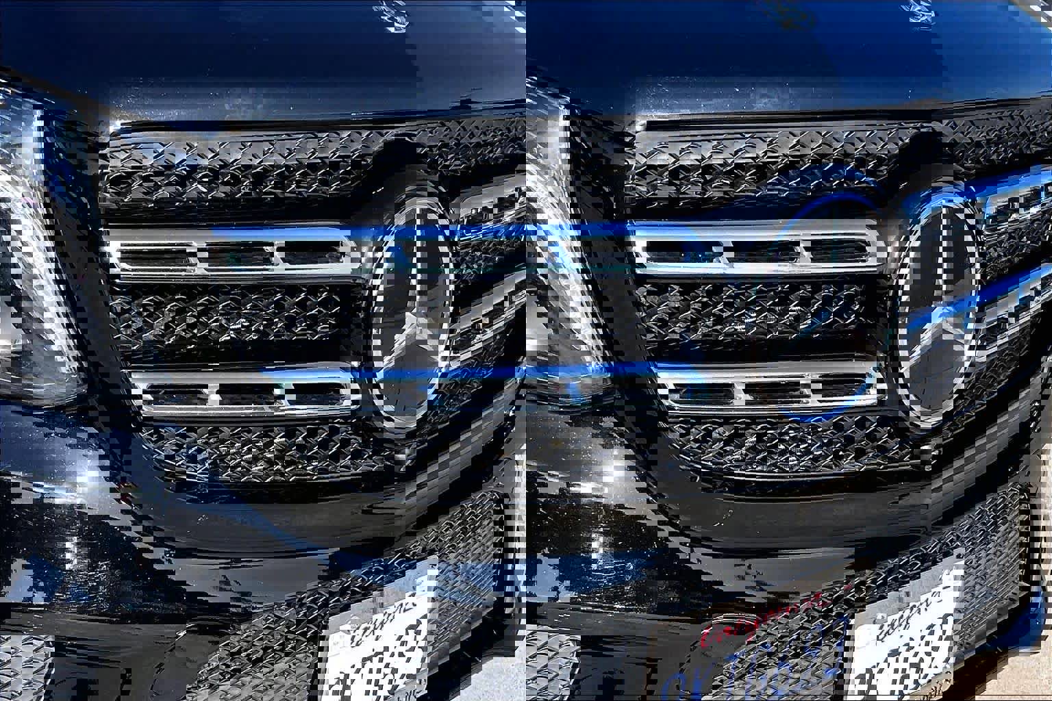 Used 2018 Mercedes-Benz GLS 550 4MATIC image 29