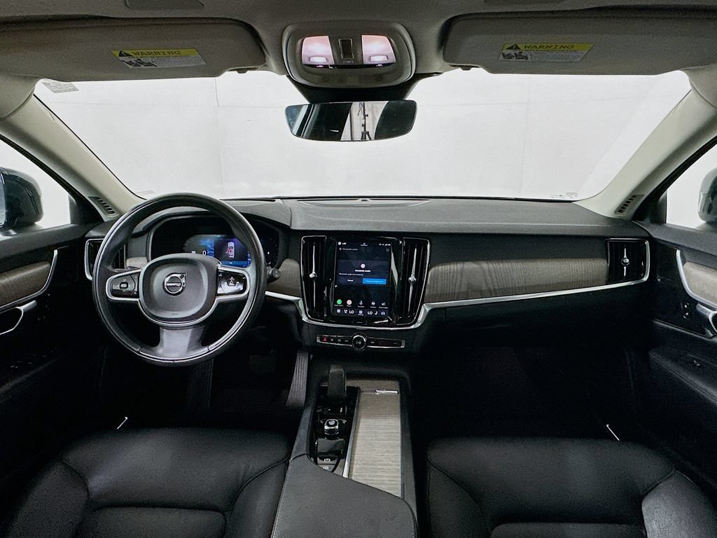 Used 2022 Volvo V90 B6 Cross Country w/ Advanced Package AWD/4WD image 3