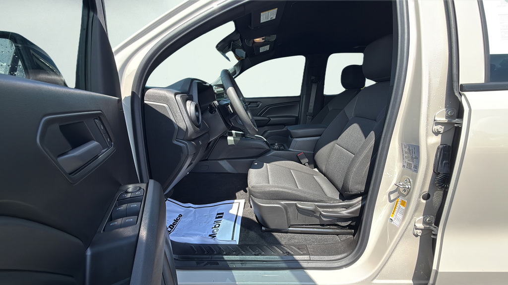 Used 2026 Chevrolet Colorado Trail Boss AWD/4WD image 21