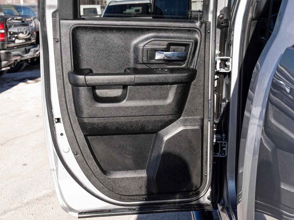 Used 2022 RAM 1500 Classic Warlock w/ Electronics Group AWD/4WD image 14