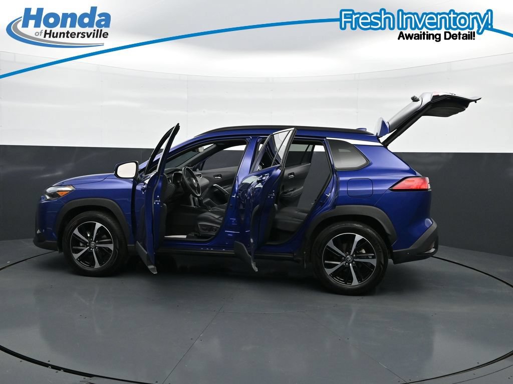 Used 2023 Toyota Corolla Cross AWD Hybrid w/ Convenience Package image 41