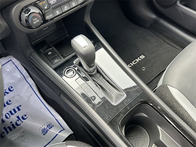 Certified 2023 Nissan Kicks SR w/ SR Premium Package image 22