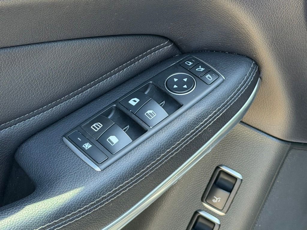 Used 2017 Mercedes-Benz GLS 550 4MATIC image 14