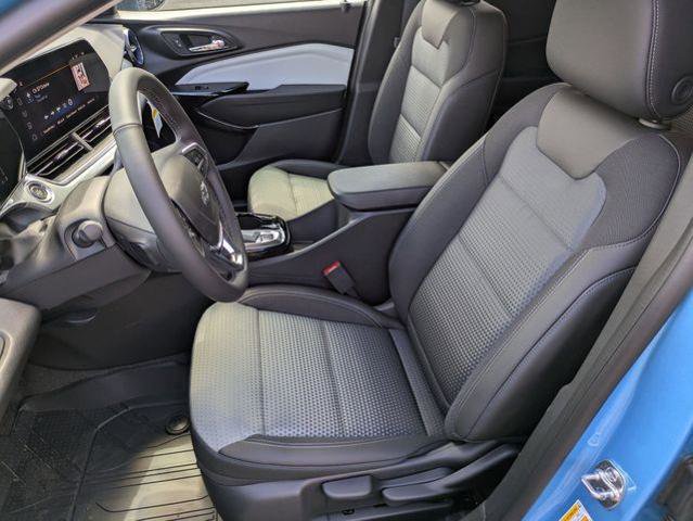 New 2026 Chevrolet Trax LT FWD image 11