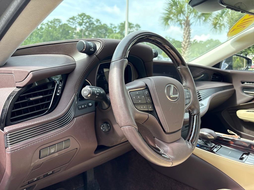 Used 2018 Lexus LS 500 w/ Interior Upgrade Package RWD image 5
