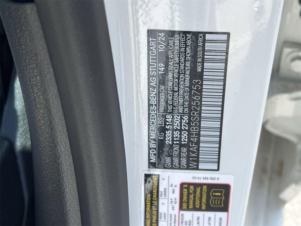 Used 2025 Mercedes-Benz C 300 4MATIC Sedan image 35